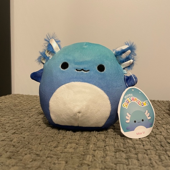 5” Axolotl Squishmallow Bundle - Picture 2 of 7
